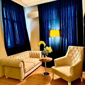 https://golden-mirror.aboutbakuhotels.com