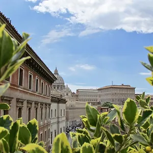 Brunelleschi Luxury Holidays Rom